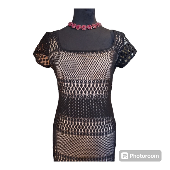 Ceduxion Black Vintage Lace Dress - Picture 4 of 9